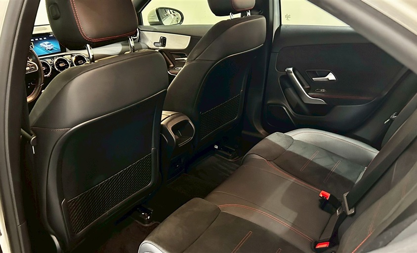A 180 Sedan