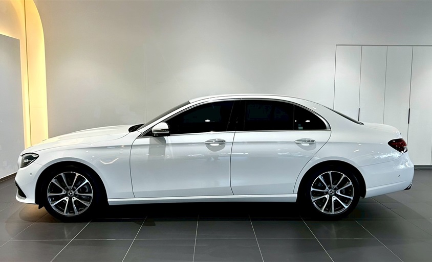 E 200