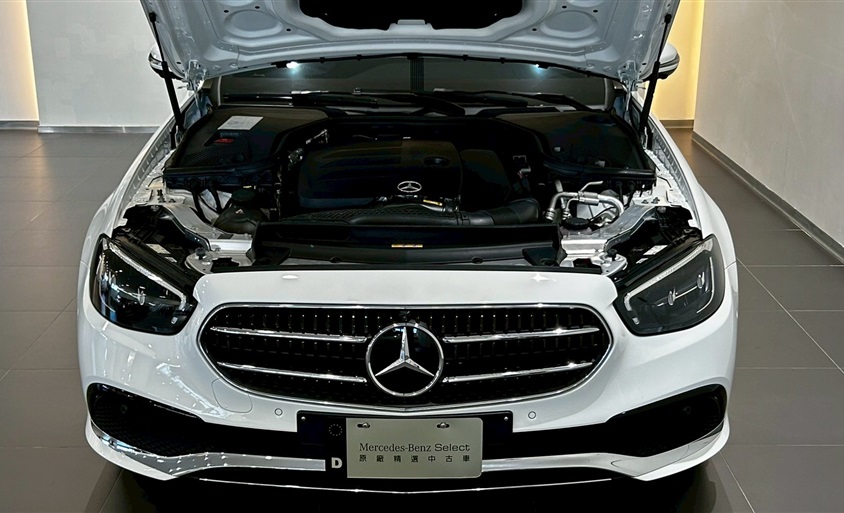 E 200