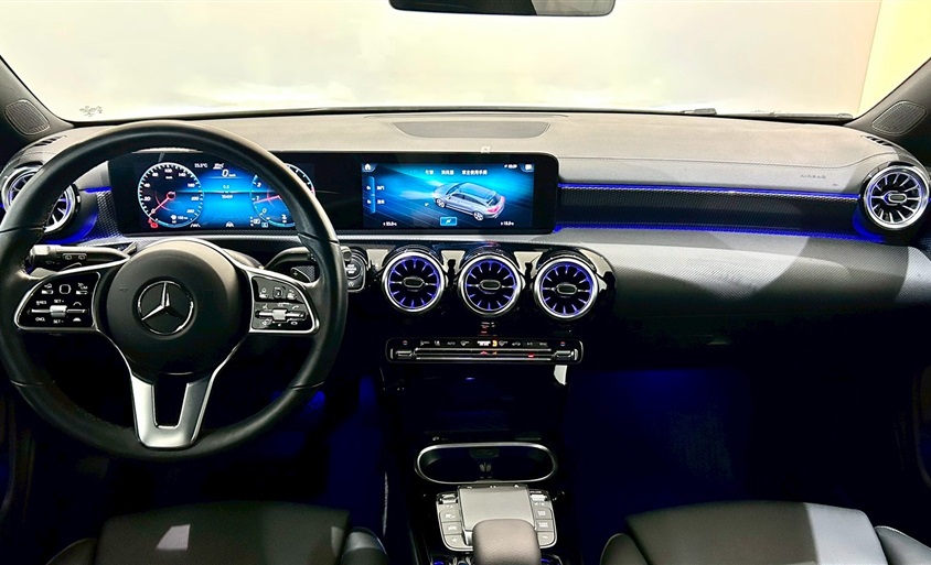 CLA 200 Shooting Brake