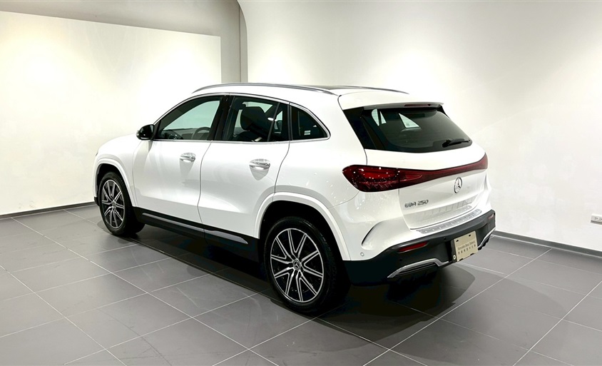  EQA 250